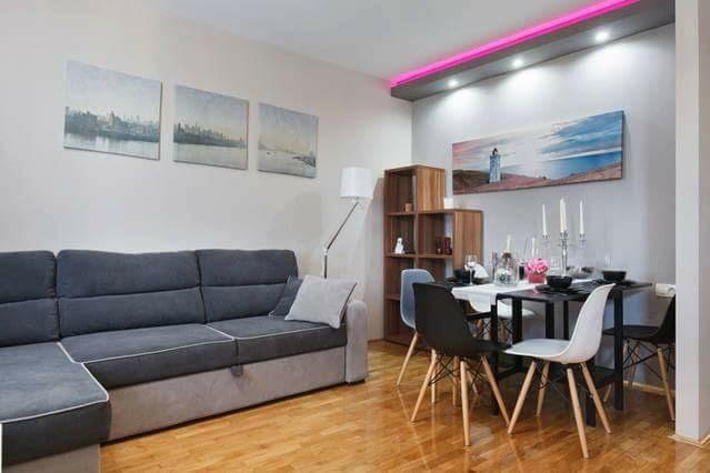 Apartments Romantica Jesenice  Dış mekan fotoğraf